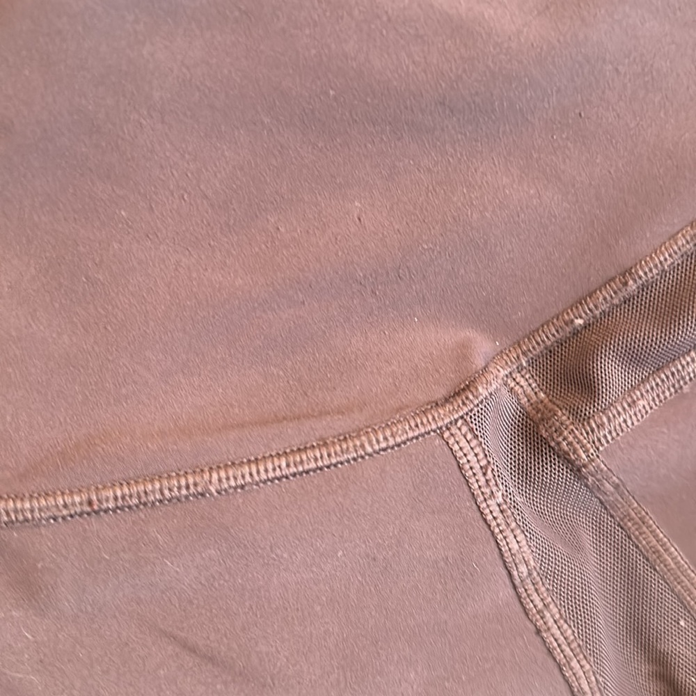 Lululemon Sz 4 Cropped Leggings -side pockets - Picture 7 of 10